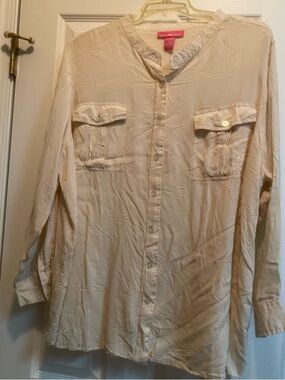 Woman Within Cream Button-Up Shirt. (86)